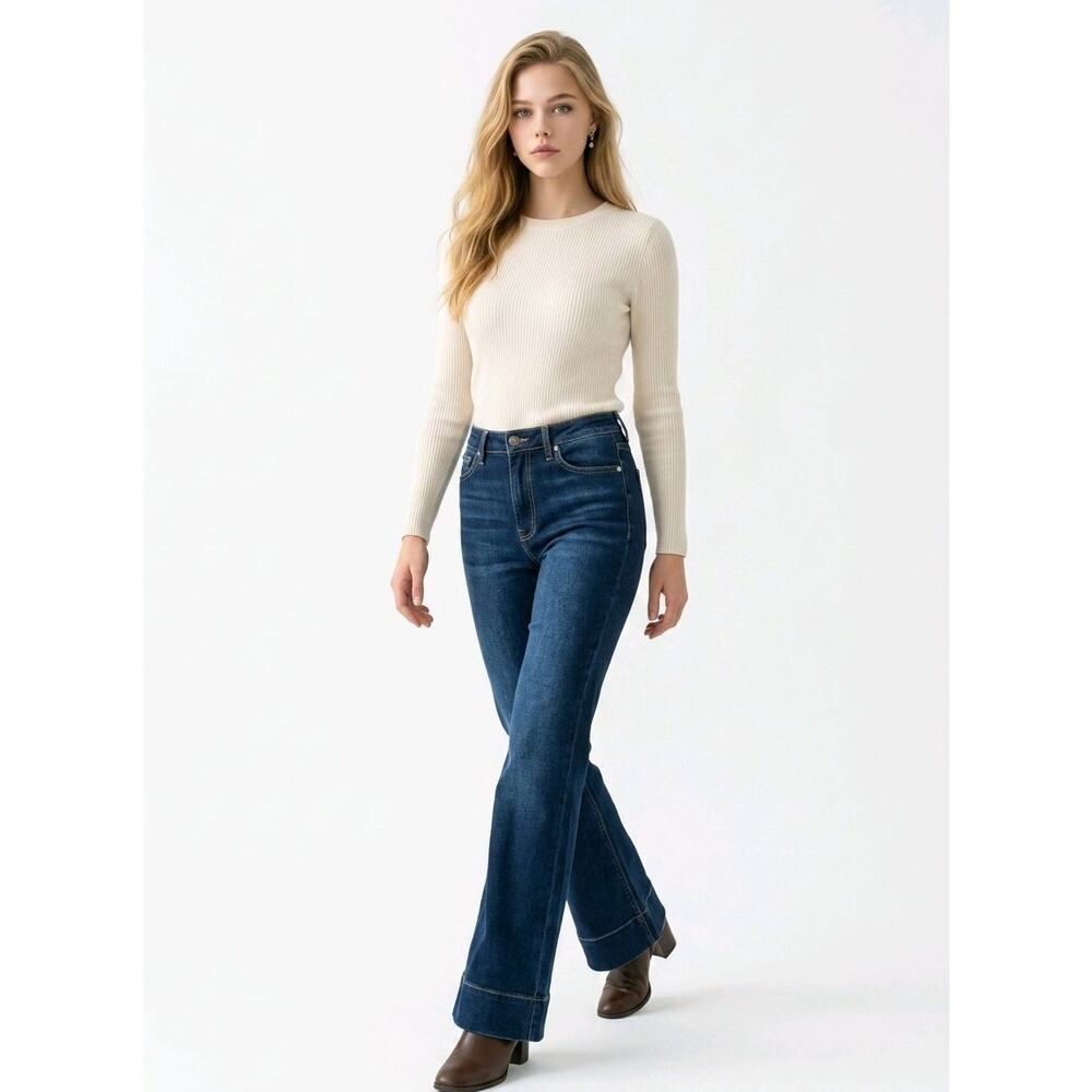 Kan Can Flare Jeans High Rise  Size 11/29